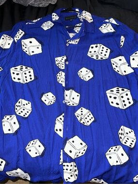 No Boundaries Royal Blue Dice Print Short-Sleeve Button-Down Shirt